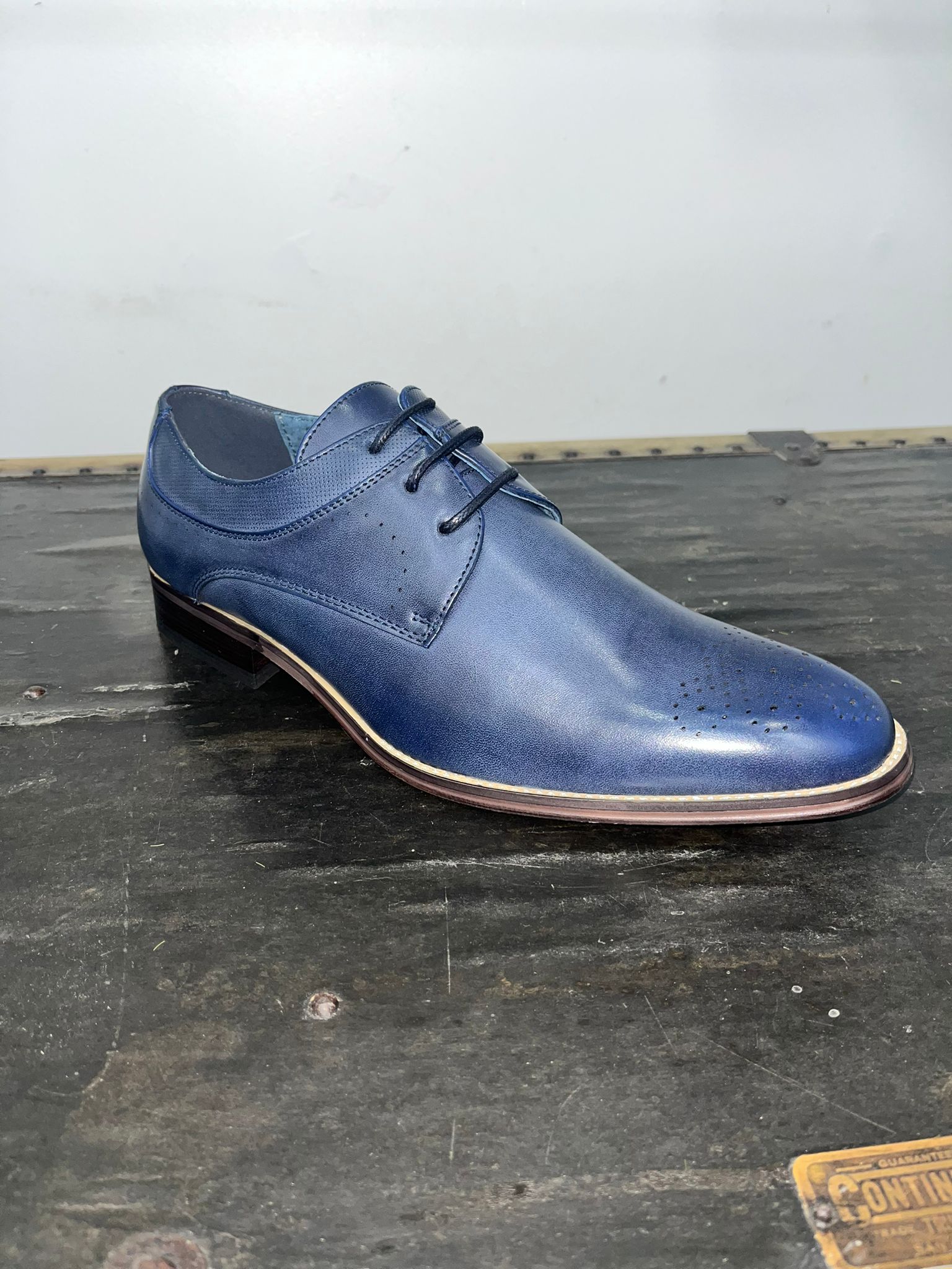 Goor Oxford Brogue Shoes in Blue