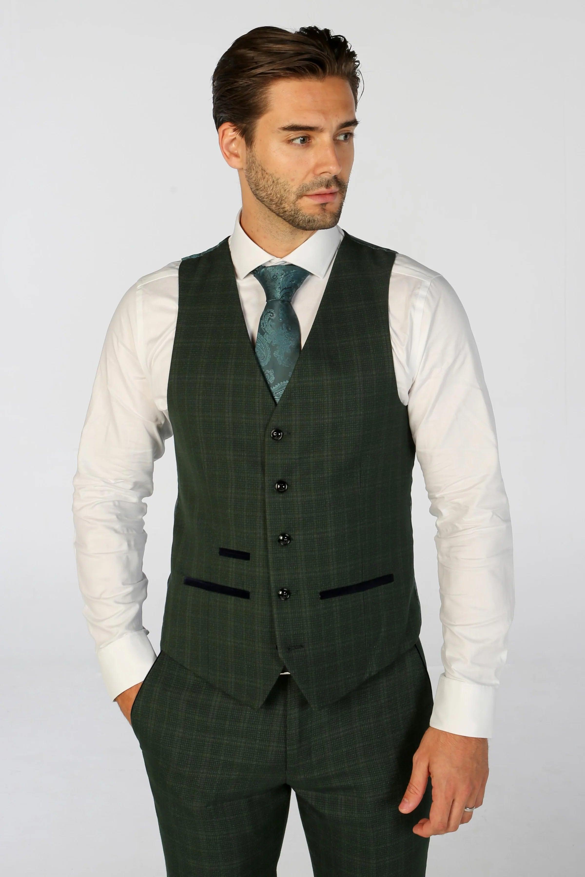 Leo Green Men's Three Piece Suit